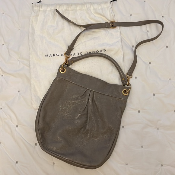 Marc by Marc Jacobs - Classic Q Hillier Hobo - Picture 9 of 14